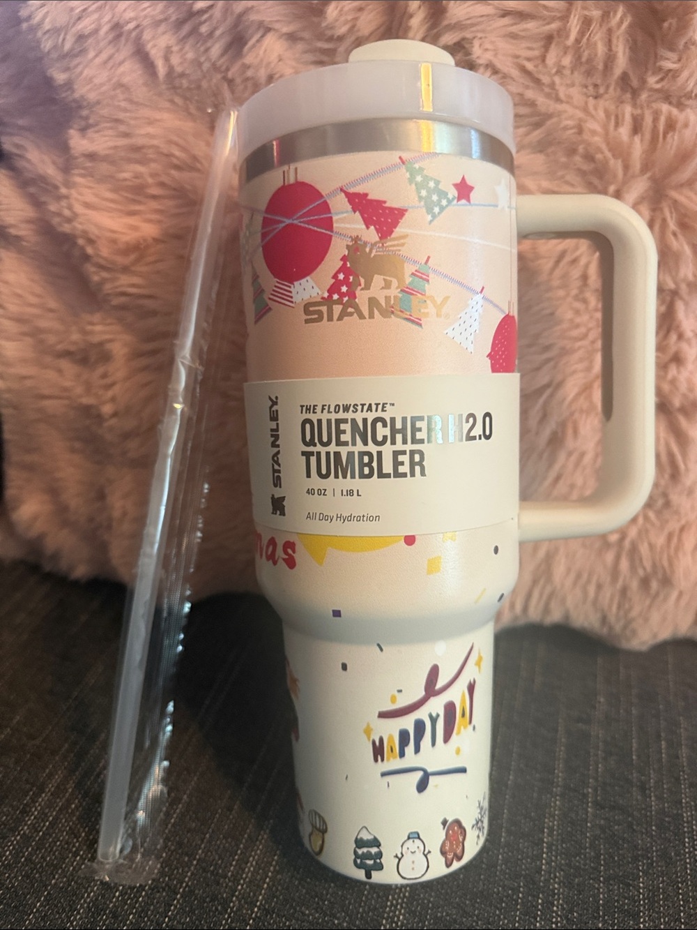 Stanley Quencher H2.0 FlowState 40oz Christmas Santa Tumbler Handle Lid Straw